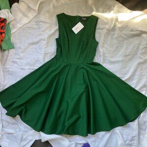 NWT Emerald Green Hepburn Swing Dress - Size Small